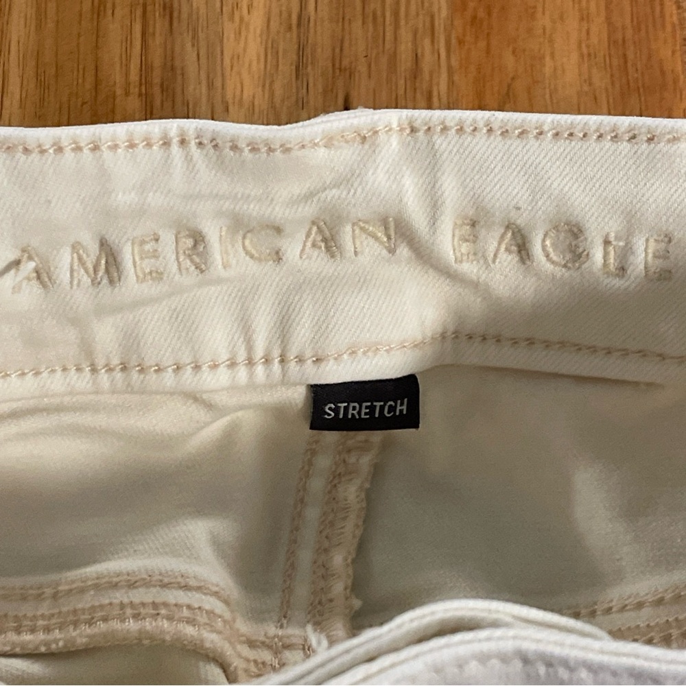 American Eagle Jeans Women's 8 Ivory Floral Super High Rise Flare Button Fly - Picture 6 of 9